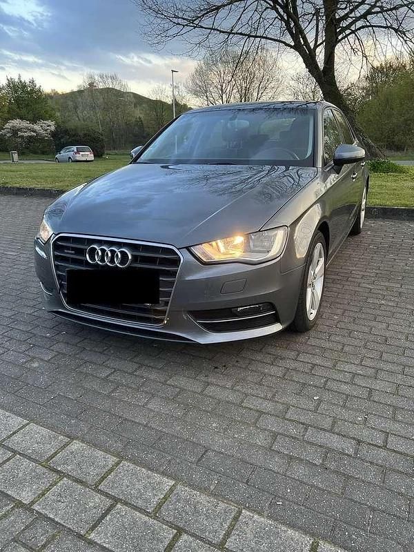 Gebraucht Audi A3 Ambition 150 PS (110 kW) 2013 Grau Kleinwagen