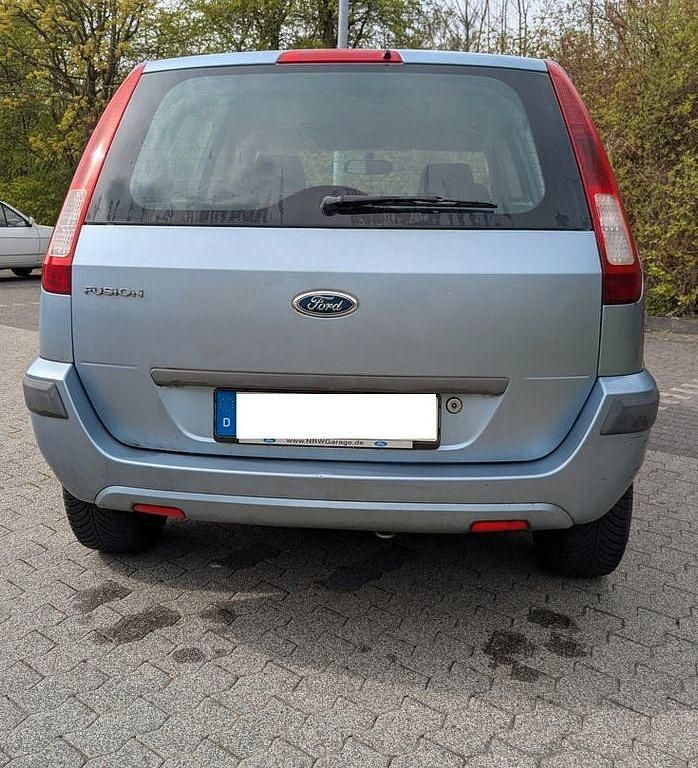 Gebraucht Ford Fusion 80 PS (58 kW) 2007 Blau Kleinwagen