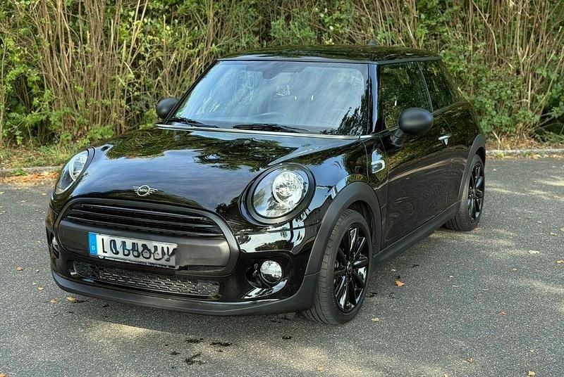 Schwarz Gebraucht 2018 Mini Cooper Kleinwagen | 13.900 € (Guter Preis) - Bild 1/4
