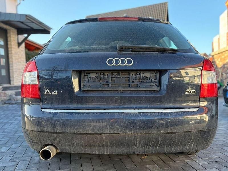 Usata Audi A4 131 CV (96 kW) 2004 Blu Station wagon