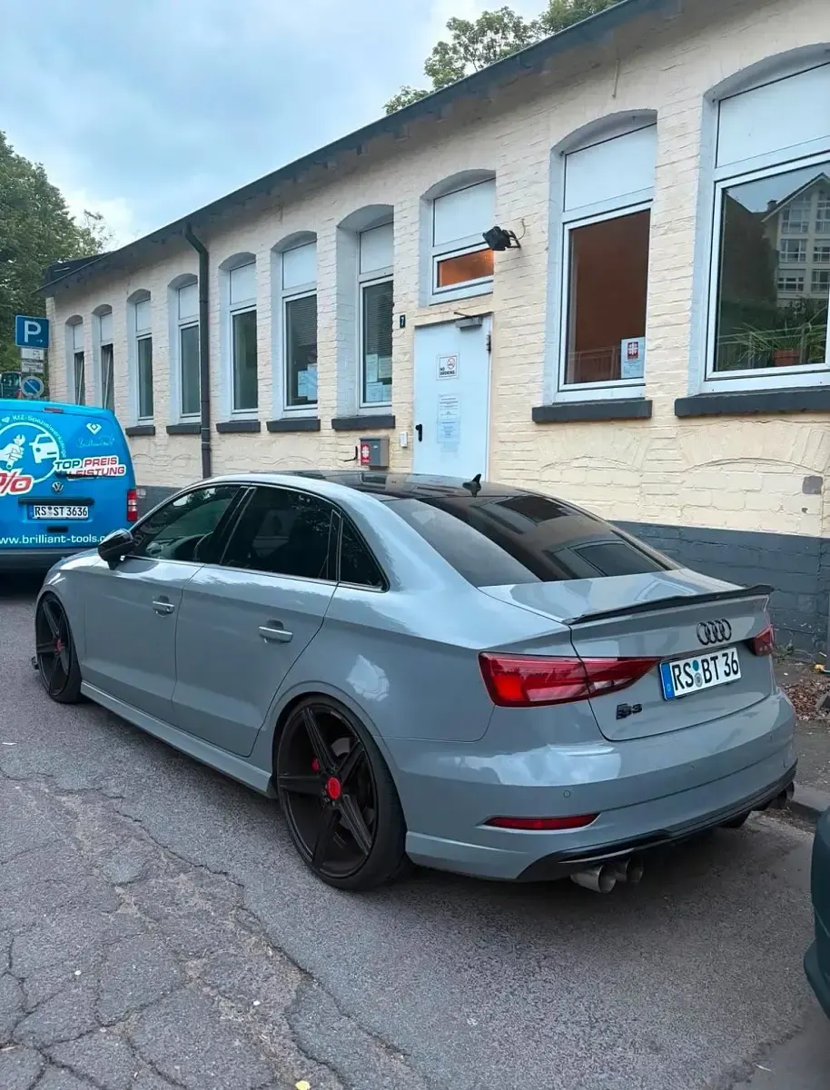 Gebraucht Audi S3 Design 310 PS (228 kW) 2017 Grau Limousine