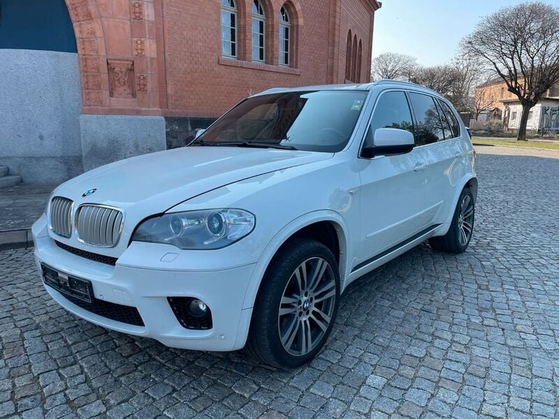 Weiß Gebraucht 2010 BMW X5 SUV | 8.499 € - Bild 1/4