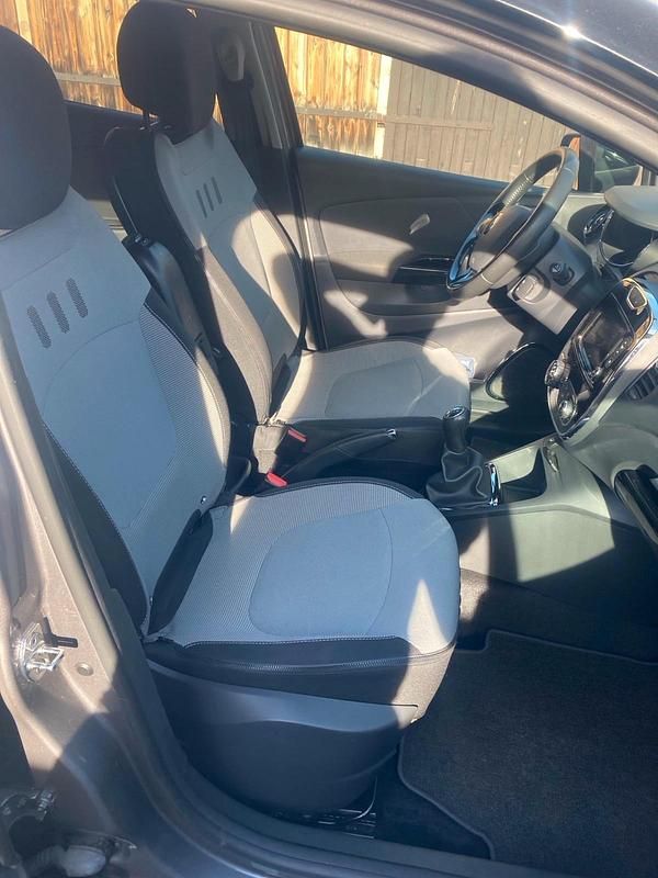 Gebraucht Renault Captur 88 PS (64 kW) 2016 Grau SUV