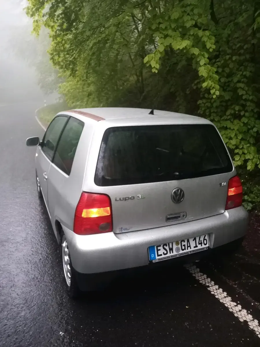 Gebraucht VW Lupo 61 PS (44 kW) 2001 Silber Kleinwagen