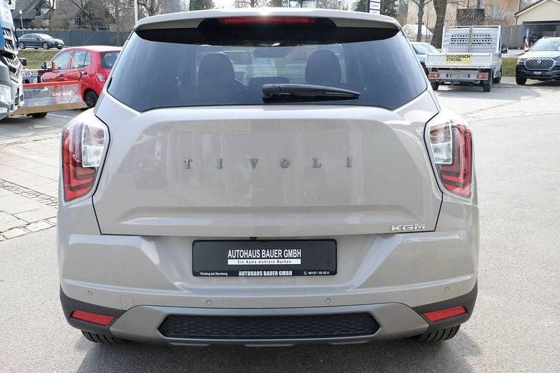 Gebraucht SsangYong Tivoli 163 PS (119 kW) 2026 Braun SUV