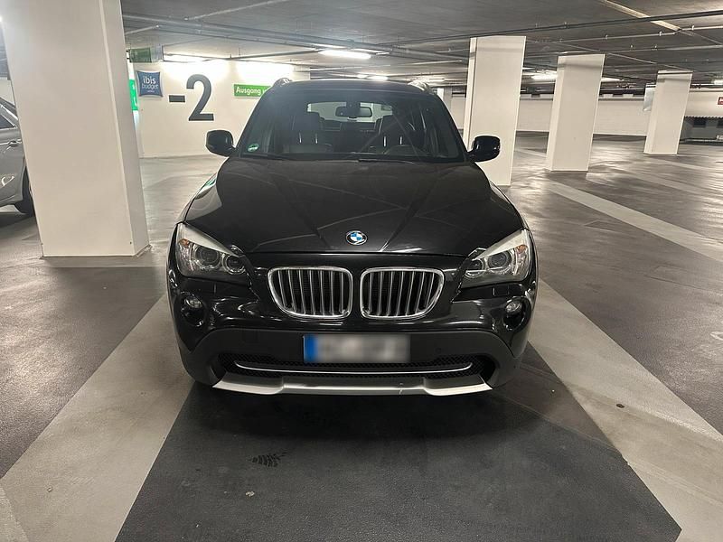 Gebraucht BMW X1 218 PS (160 kW) 2010 Schwarz SUV