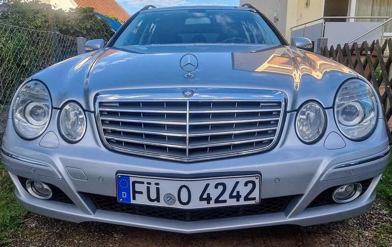 Gebraucht Mercedes E200 184 PS (135 kW) 2007 Silber Kombi