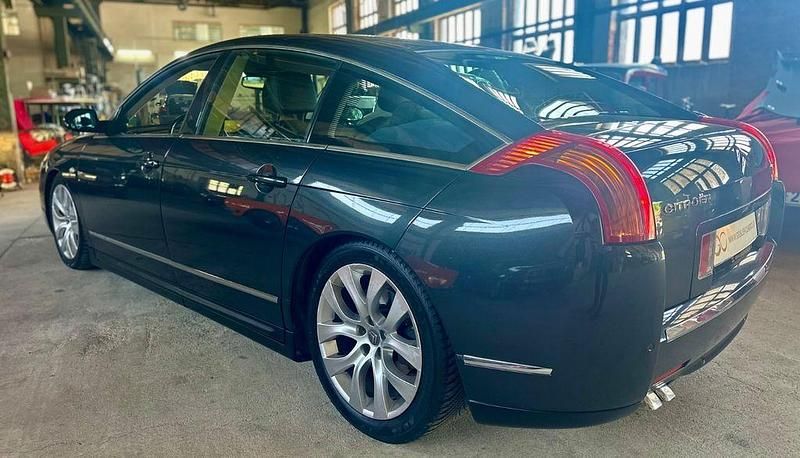 Grau Gebraucht 2006 Citroën C6 Exclusive Limousine | 7.980 € (Teuer) - Bild 1/4