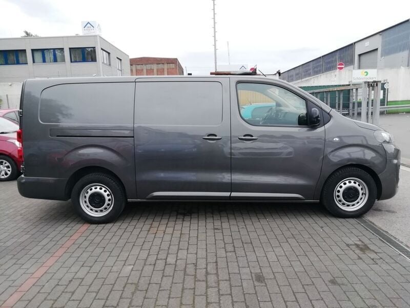 Gebraucht Citroën Jumpy 144 PS (105 kW) 2022 Grau Van / Kleinbus