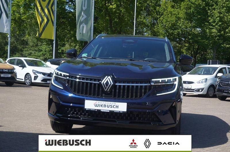 Gebraucht Renault Espace Techno 131 PS (96 kW) 2023 Nachtblau Van / Kleinbus