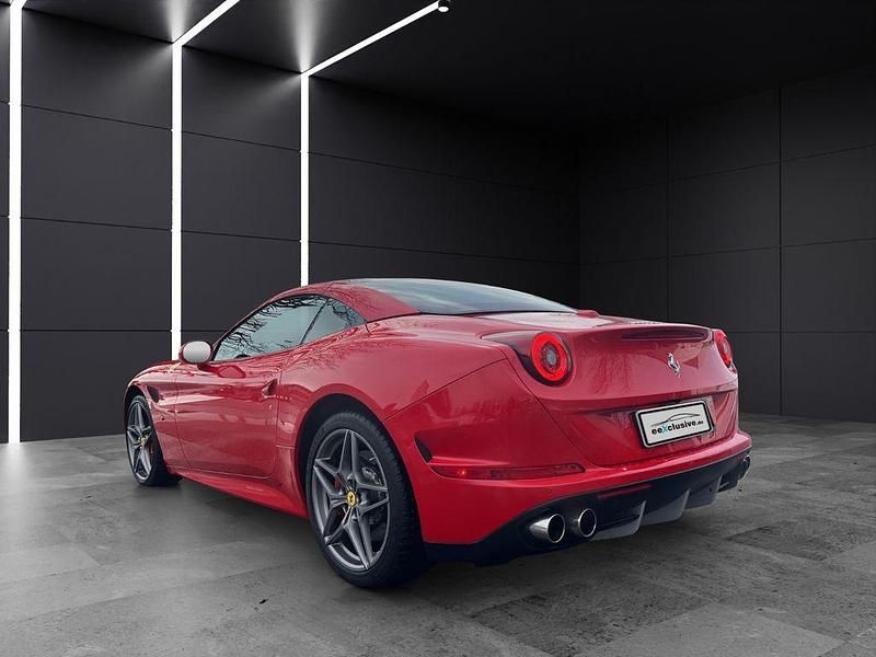Gebraucht Ferrari California 560 PS (411 kW) 2016 Rot Cabrio