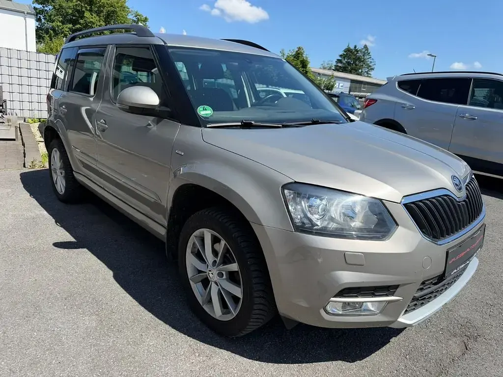 Gebraucht Skoda Yeti Drive 110 PS (80 kW) 2017 Beige SUV