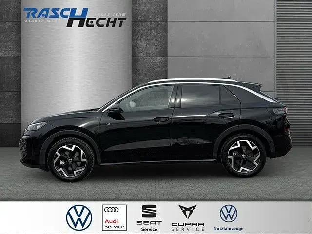 Neu VW T-Roc Cabriolet R-line 150 PS (110 kW) 2026 Grenadillschwarz metallic SUV