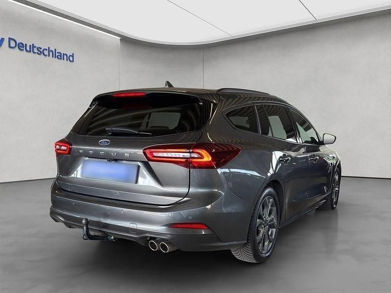 Second-hand Ford Focus ST-Line X 155 CP (114 kW) 2024 Gri Berlinǎ