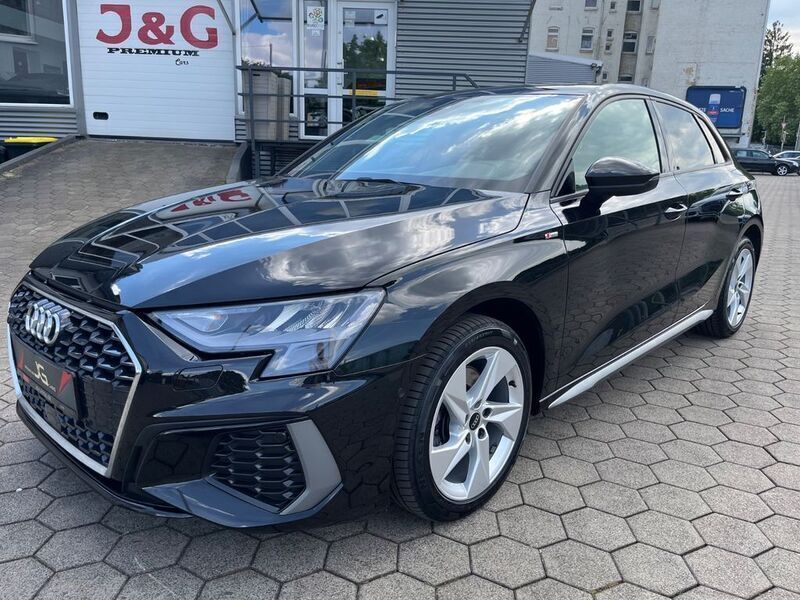 Schwarz Gebraucht 2022 Audi A3 S-Line Limousine | 27.499 € (Fairer Preis) - Bild 1/4