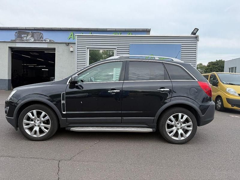 Schwarz Gebraucht 2011 Opel Antara Cosmo SUV | 5.980 € (Fairer Preis) - Bild 1/4