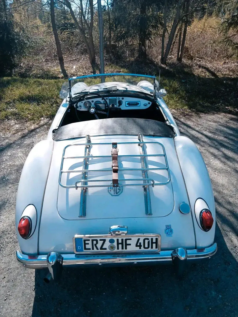 Usata MG MGA 68 CV (50 kW) 1958 Bianco Cabrio