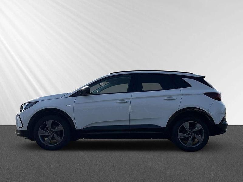 Gebraucht Opel Grandland X 131 PS (96 kW) 2024 Weiß SUV