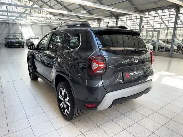 Gebraucht Dacia Duster Prestige 116 PS (85 kW) 2022 Grau SUV