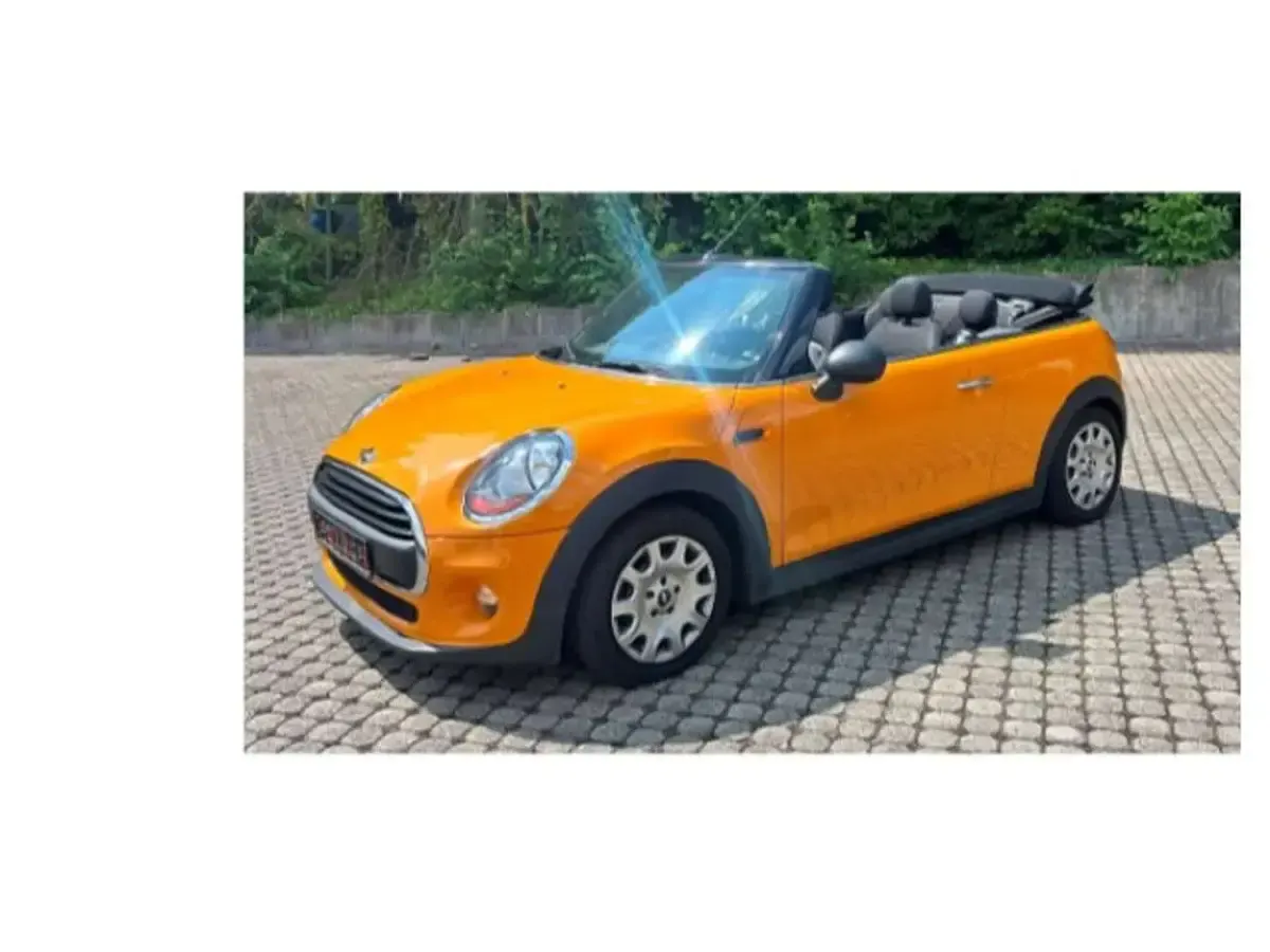 Gebraucht Mini One Cabriolet 102 PS (75 kW) 2016 Volcanic orange Cabrio