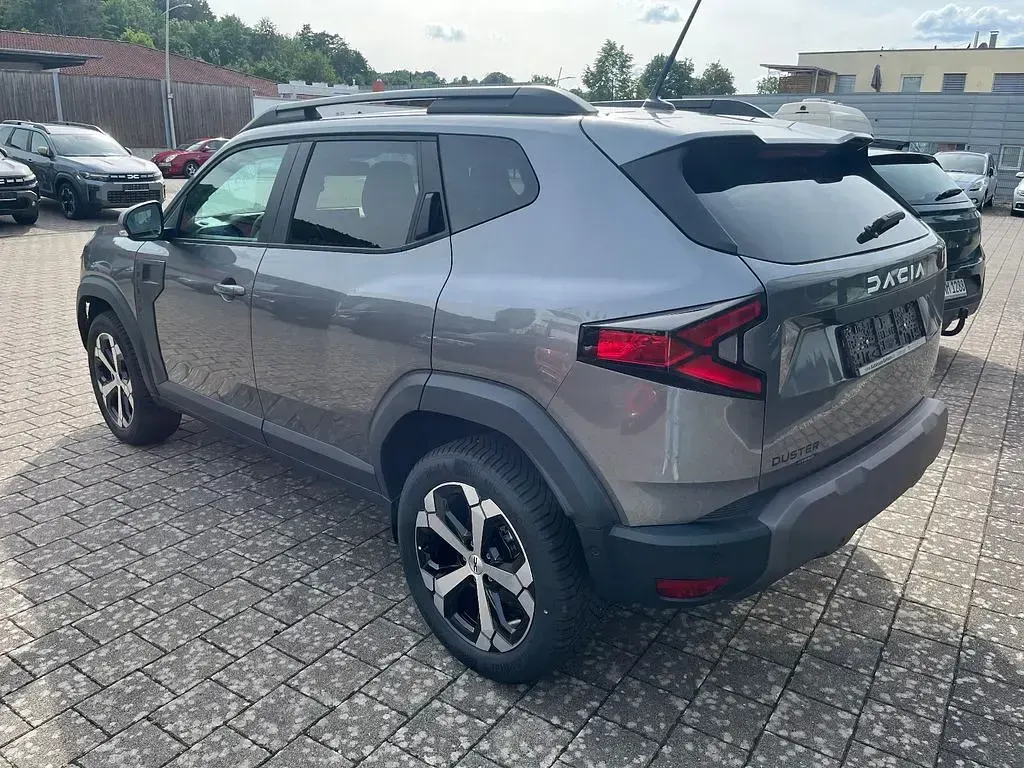 Neu Dacia Duster Journey 154 PS (113 kW) 2026 Grau SUV