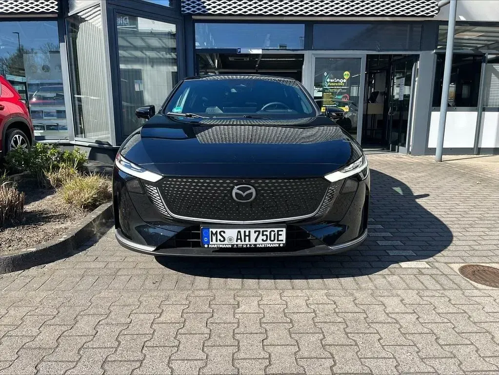 Neu Mazda 6e Takumi-Line 189 kW (258 PS) 2026 Schwarz Limousine