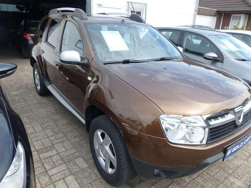 Gebraucht Dacia Duster Prestige 105 PS (77 kW) 2012 Braun cajou SUV