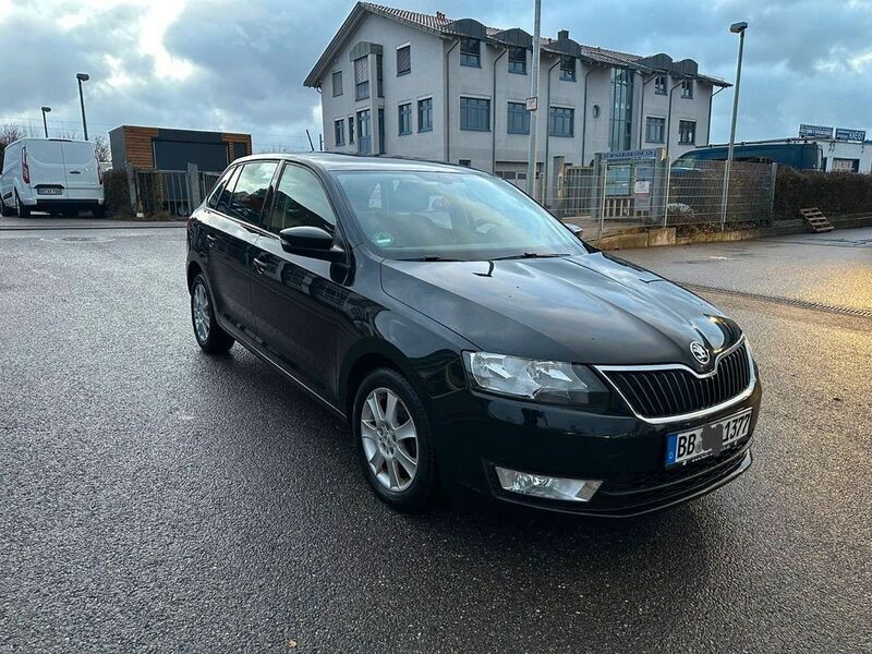 Schwarz Gebraucht 2016 Skoda Rapid Active Limousine | 8.700 € (Fairer Preis) - Bild 1/4