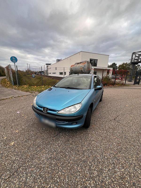 Blau Gebraucht 1999 Peugeot 206 Coupé | 500 € (Fairer Preis) - Bild 1/4
