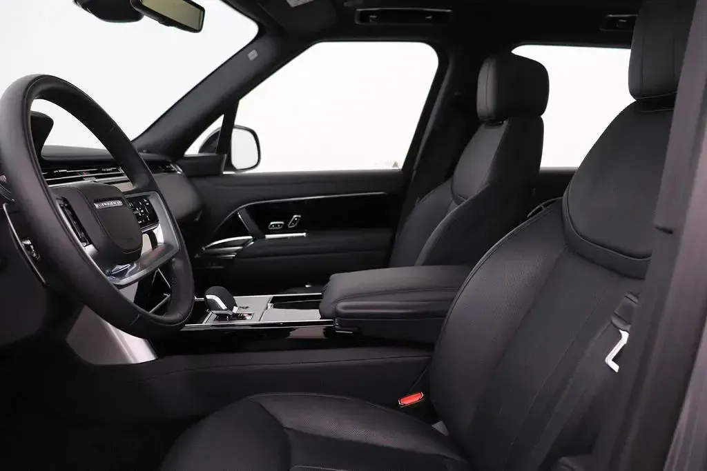 Gebraucht Land Rover Range Rover HSE 460 PS (338 kW) 2024 Grau SUV