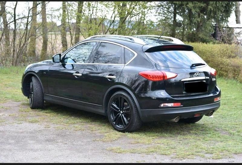 Schwarz Gebraucht 2012 Infiniti Ex30 SUV | 11.500 € - Bild 1/4