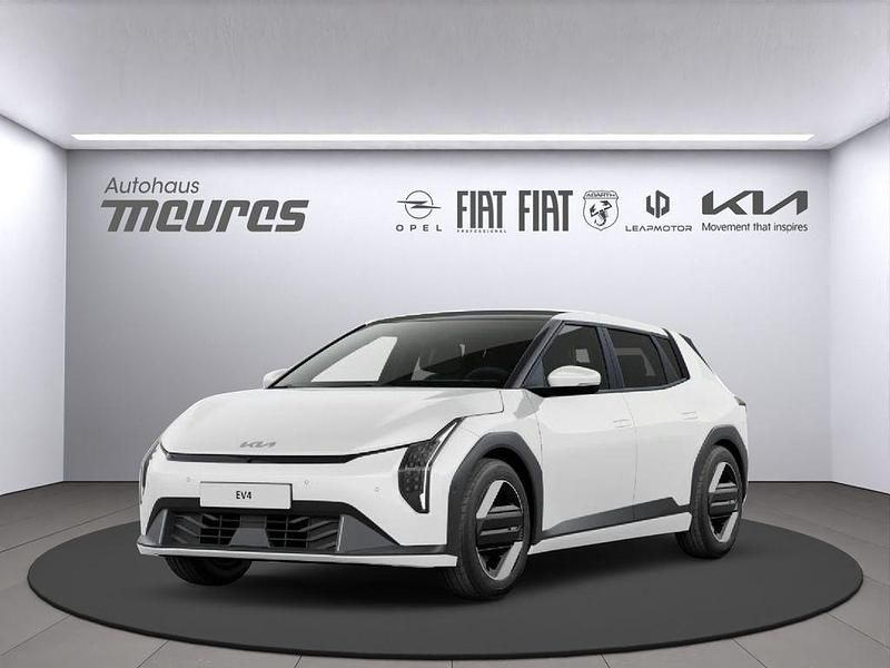 Weiss Neu 2025 Kia EV4 4 Kleinwagen | 39.988 € - Bild 1/1