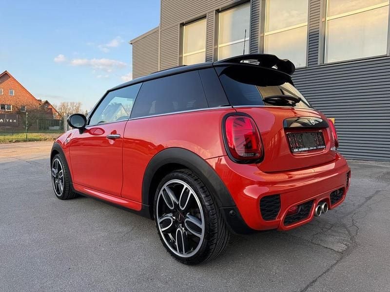 Gebraucht Mini Cooper S 192 PS (141 kW) 2019 Solaris orange metallic Kleinwagen