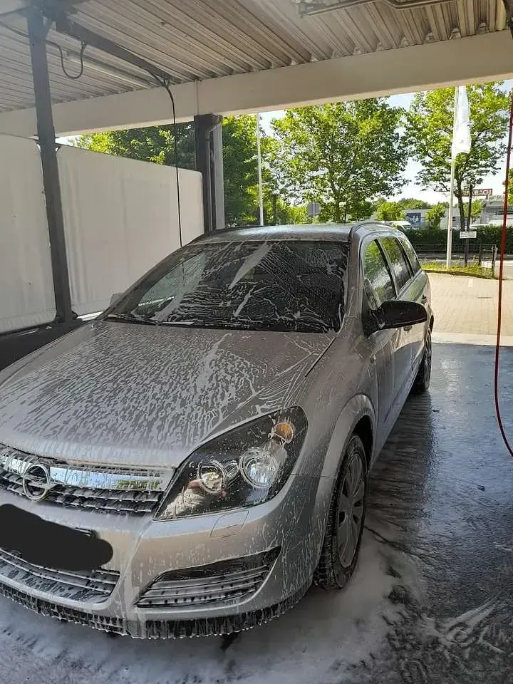 Gebraucht Opel Astra Edition+ 90 PS (66 kW) 2006 Silber Kombi