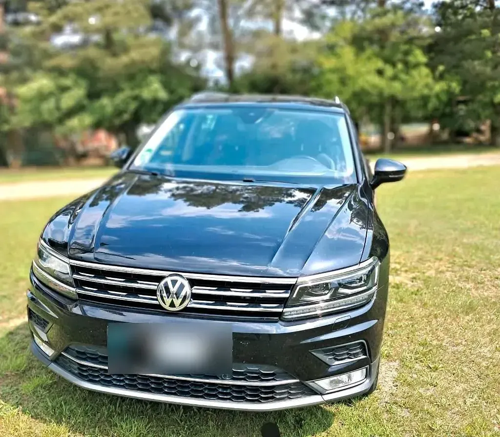 Gebraucht VW Tiguan Highline 150 PS (110 kW) 2016 Schwarz SUV