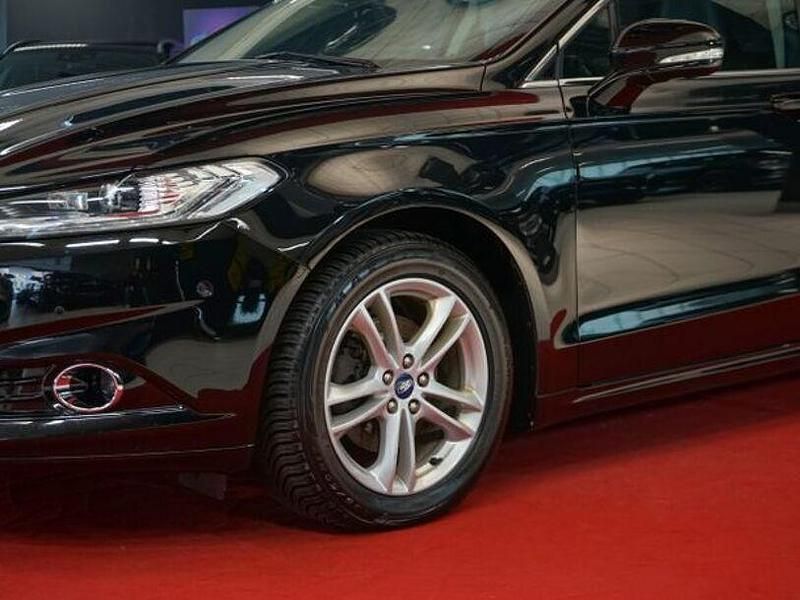 Gebraucht Ford Mondeo Titanium 180 PS (132 kW) 2018 Schwarz Kombi