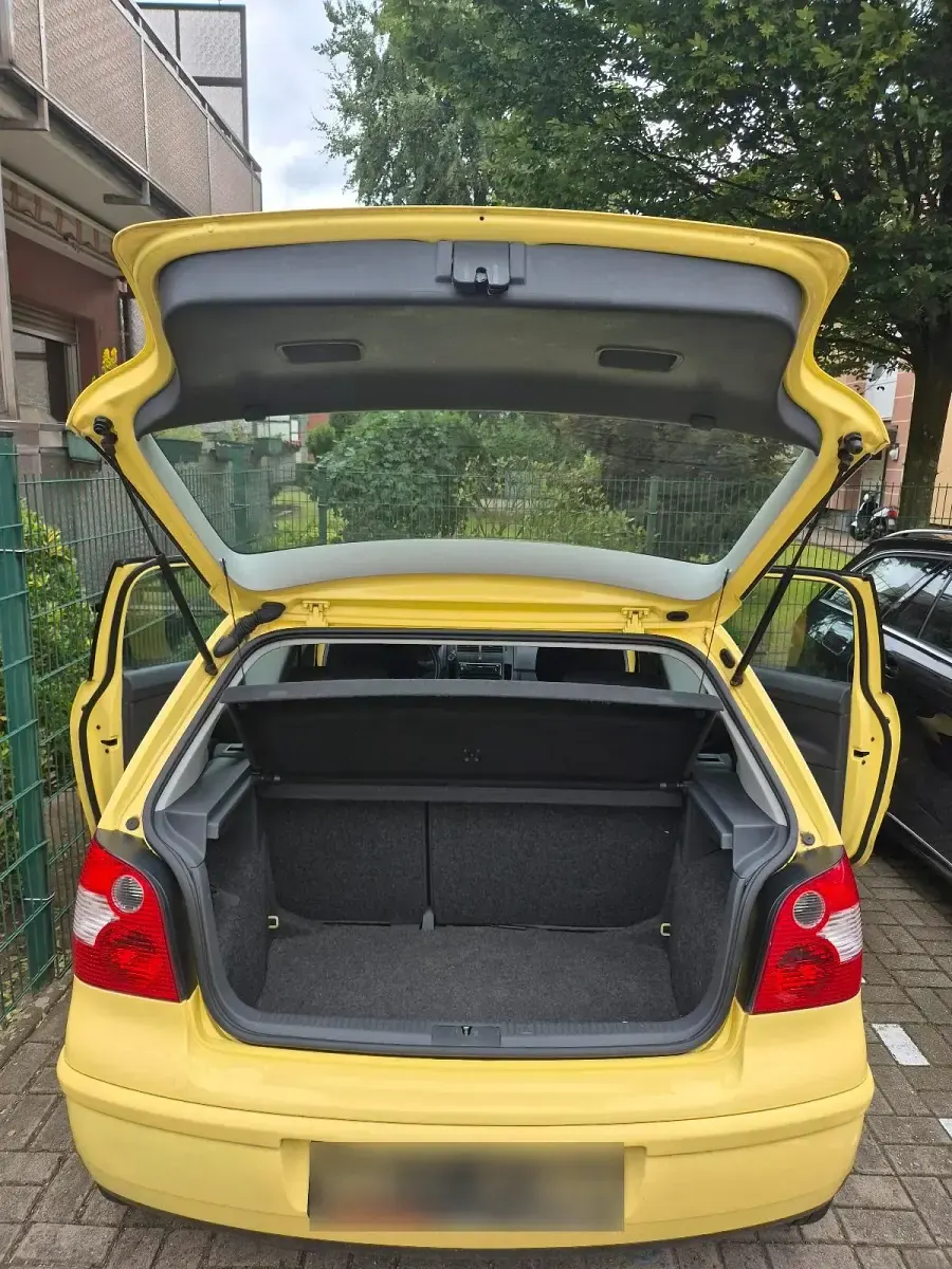 Gebraucht VW Polo 63 PS (46 kW) 2002 Gelb Kleinwagen