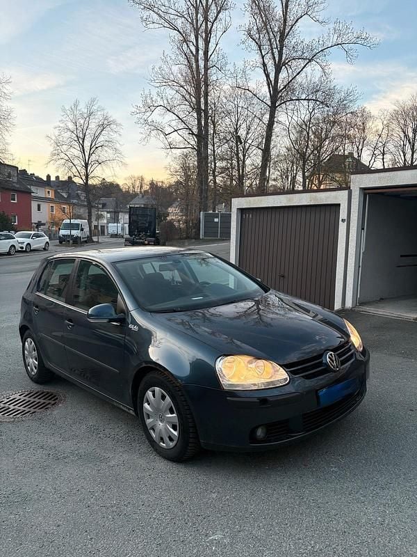 Gebraucht VW Golf IV 102 PS (75 kW) 2004 Blau Limousine