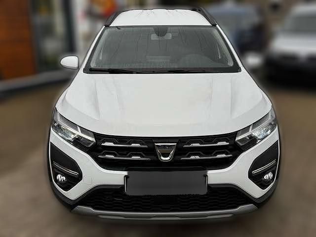 Gebraucht Dacia Jogger Comfort 101 PS (74 kW) 2022 Weiß Van / Kleinbus