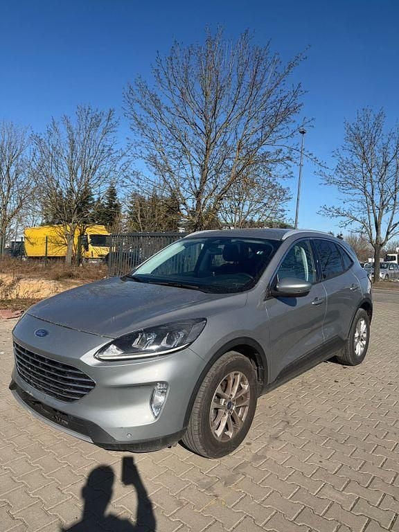 Gebraucht Ford Kuga Titanium 120 PS (88 kW) 2021 Silber SUV