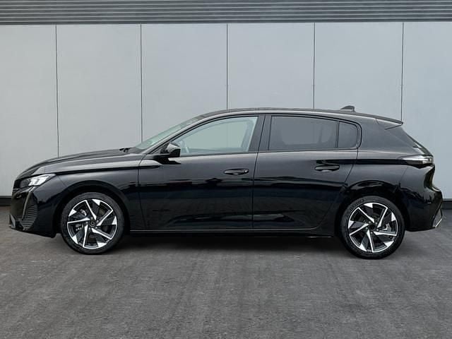 Neu Peugeot 308 Allure 131 PS (96 kW) 2025 Perla nera schwarz me.../schwarz