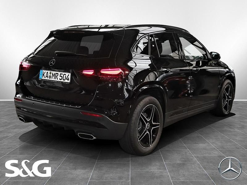 Gebraucht Mercedes GLE400 AMG 252 PS (185 kW) 2026 Metalliclack obsidianschwarz SUV