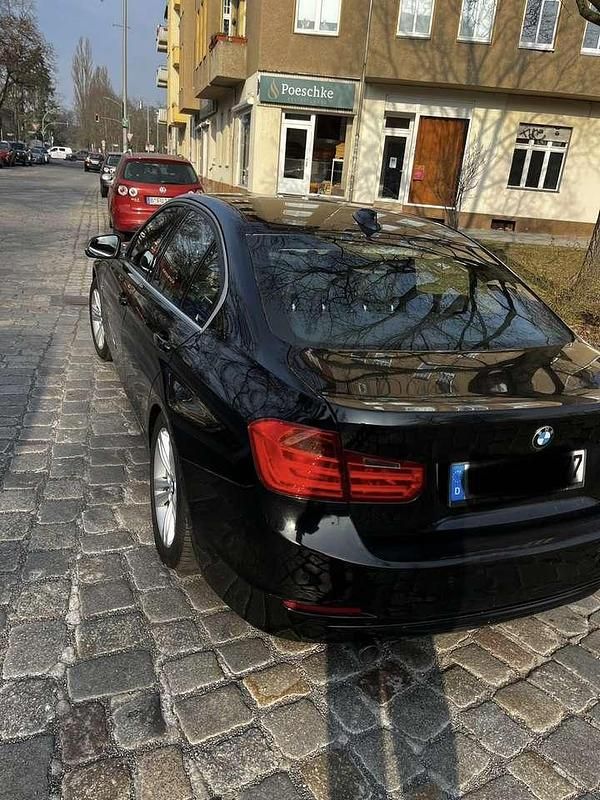 Gebraucht BMW 320 Efficient Dynamics 163 PS (119 kW) 2013 Limousine