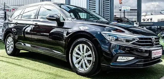 Usata VW Passat Business 150 CV (110 kW) 2023 Nero Station wagon