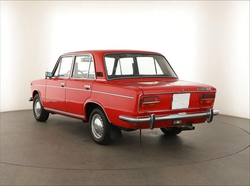 Gebraucht Lada 2103 75 PS (55 kW) 1977 Rot Limousine