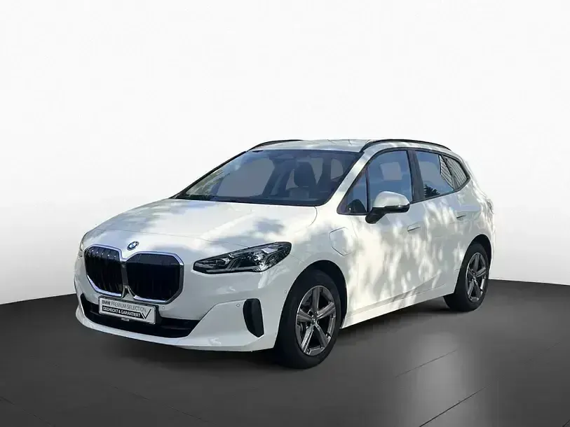 Gebraucht BMW 225 Luxury Line 245 PS (180 kW) 2023 Weiß Van / Kleinbus