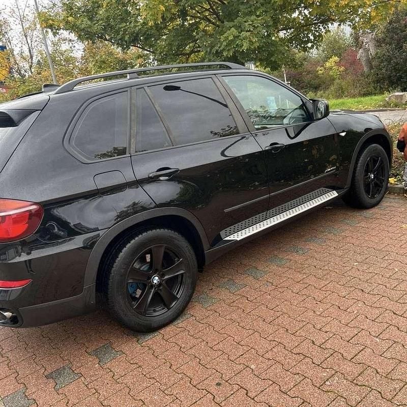 Schwarz Gebraucht 2010 BMW X5 SUV | 12.500 € (Fairer Preis) - Bild 1/4