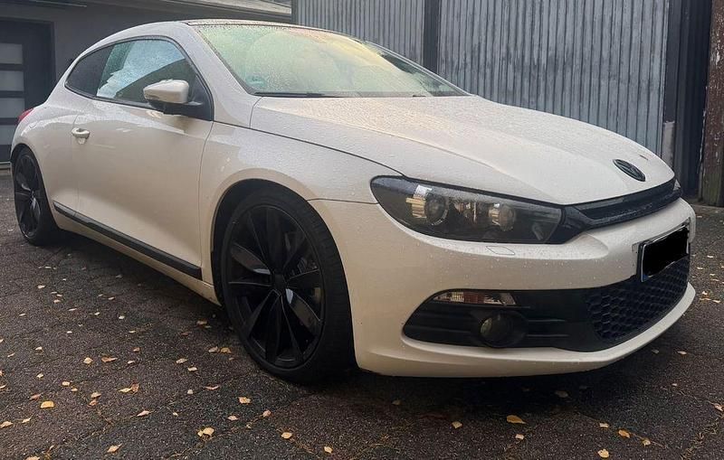 Gebraucht VW Scirocco 160 PS (117 kW) 2009 Weiß Coupé