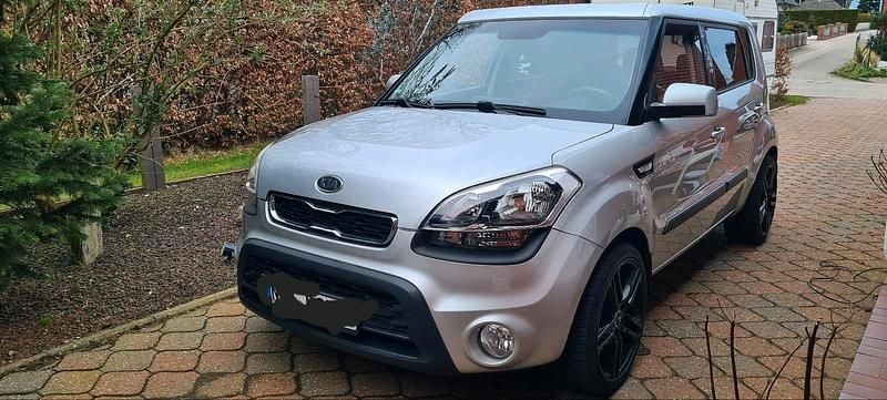 Gebraucht Kia Soul 140 PS (102 kW) 2012 Silber SUV