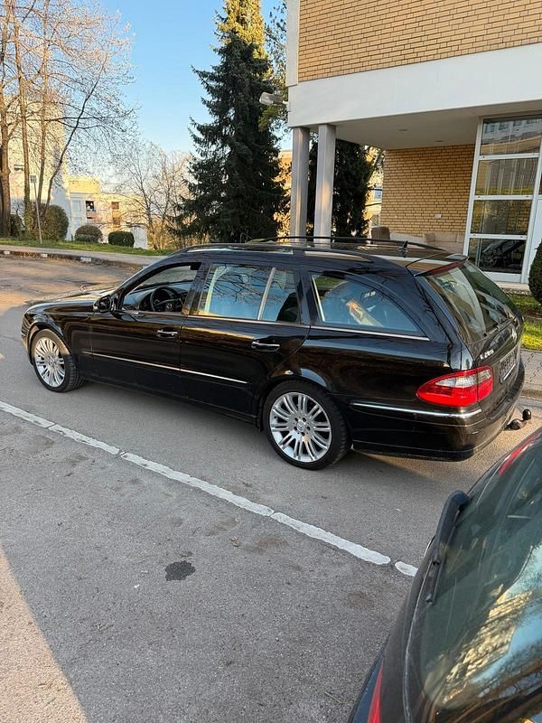 Second-hand Mercedes E280 190 CP (139 kW) 2006 Negru Break